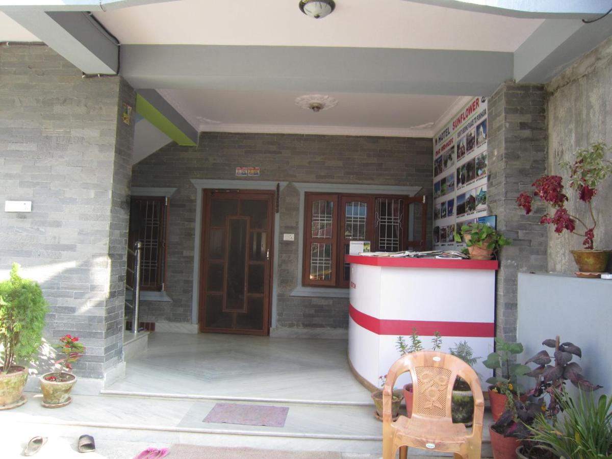 Hotel Sunflower Pokhara Exterior foto